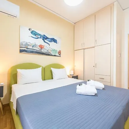 Over The Town Urban 1Br Apt. 7' To Thiseio Metro Athens Exterior photo