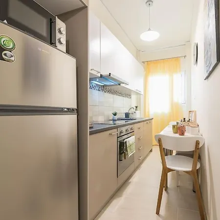 Over The Town Urban 1Br Apt. 7' To Thiseio Metro Athens Exterior photo