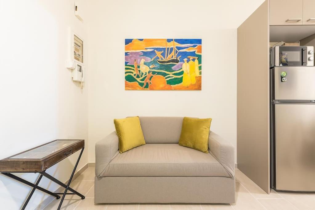 Over The Town Urban 1br Apt. 7' To Thiseio Metro Apartment Athen