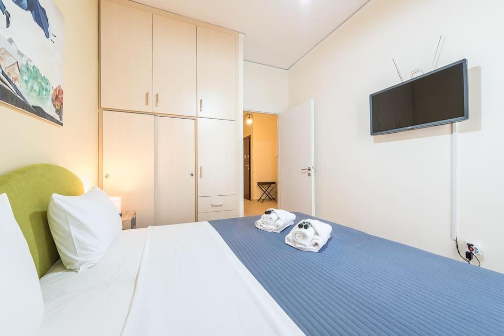 Apartment Over The Town Urban 1br Apt. 7' To Thiseio Metro *