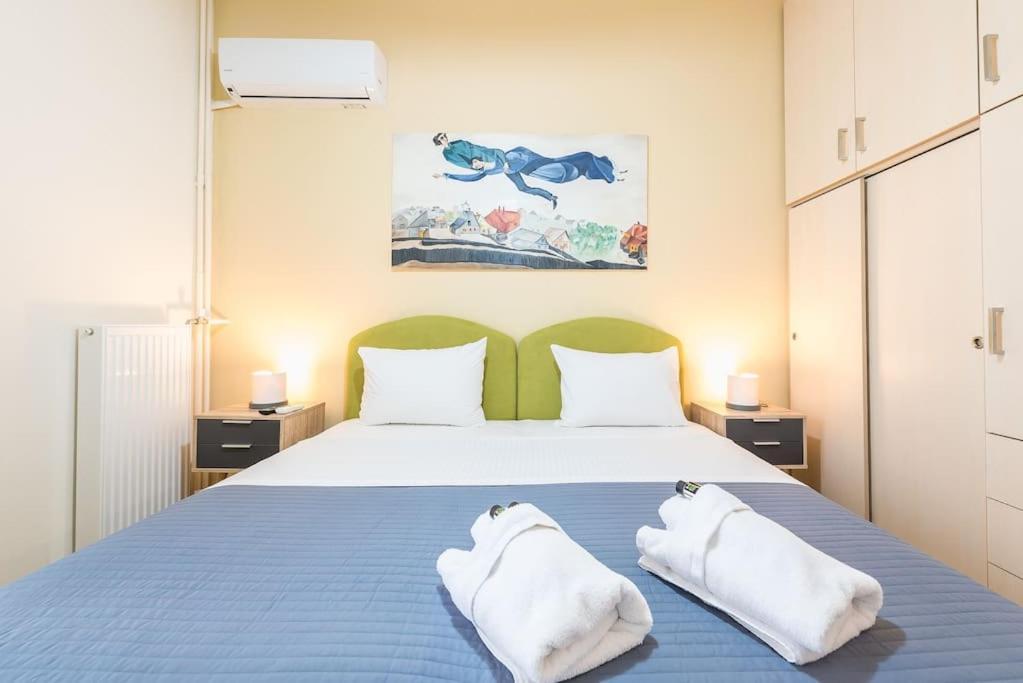 Over The Town Urban 1br Apt. 7' To Thiseio Metro * Athens